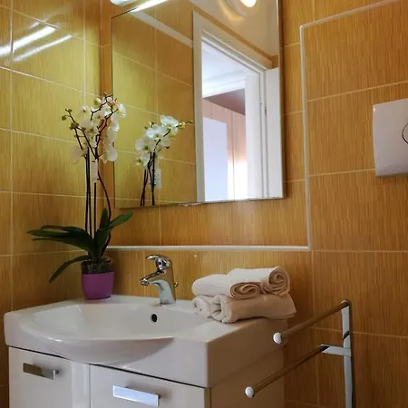 Apartment Casa Letizia *